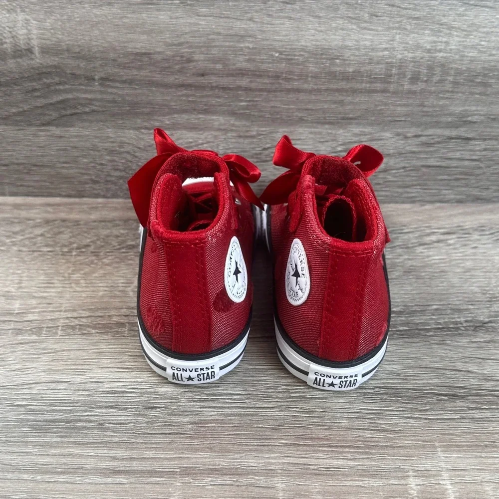 Converse Chuck Taylor All Star Sneakers Infant Size 6 Days Ahead Red Polka NEW